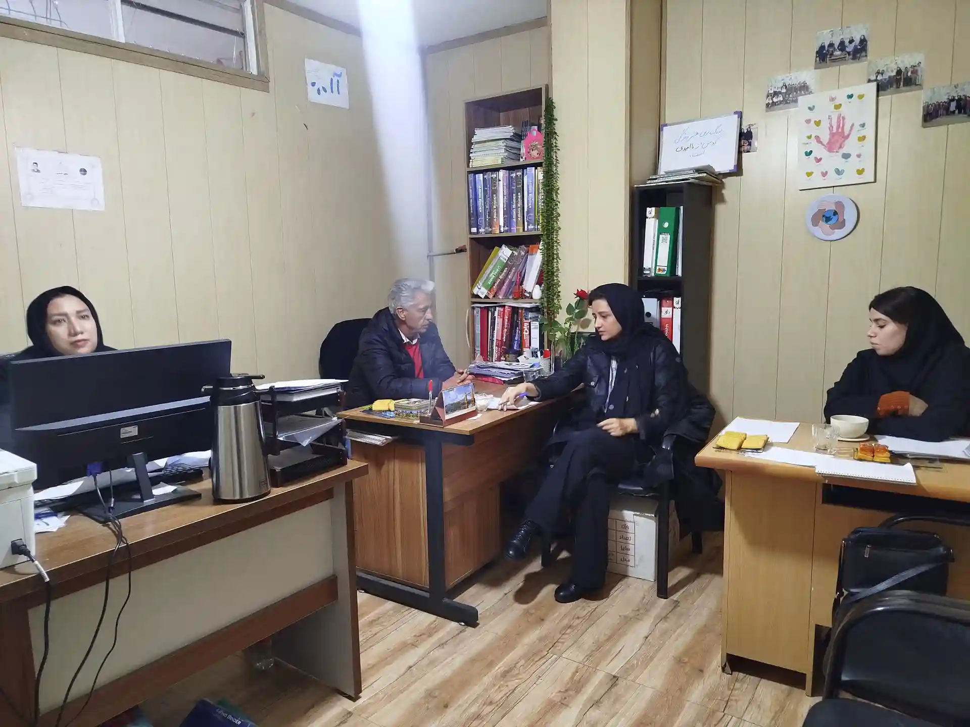 بررسی پرونده و پذیرش کودکان در موسسه پژواک امید کودک